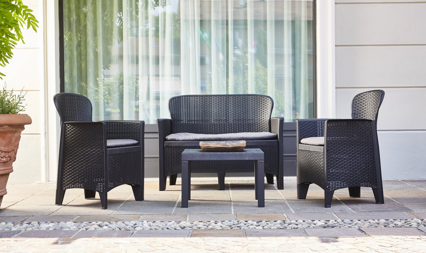 Veneto 4 piece plastic rattan sofa, chair & coffee table set